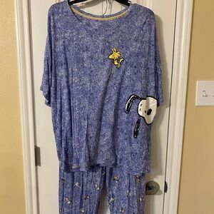 Women's XL Peanuts pajama set